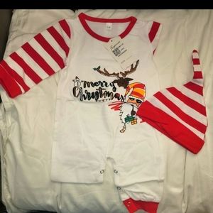 Baby Christmas Printed Long Sleeve Jumpsuit with hat